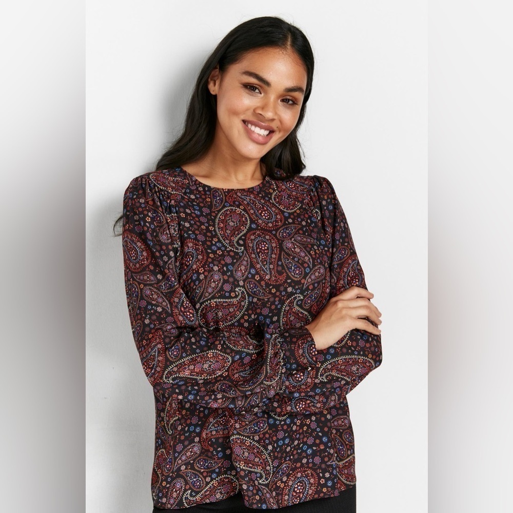 NWOT Wallis Black Paisley Print Puff Sleeve Blouse size 6